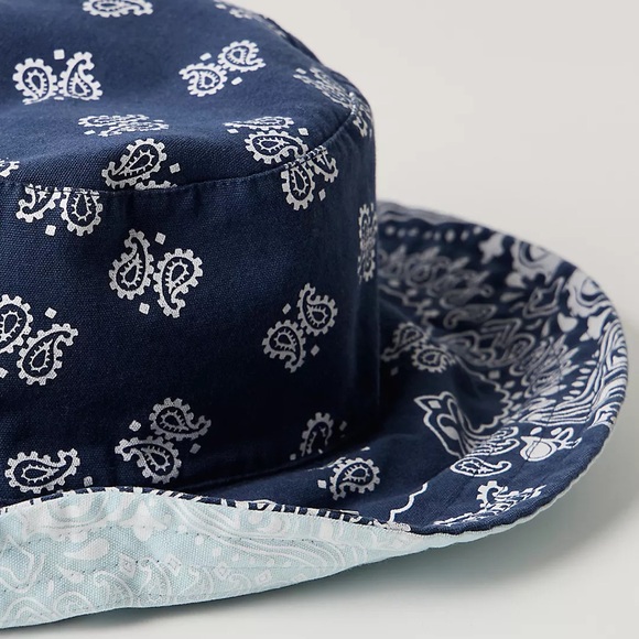 NWT Free People Reversible Bandana Bucket Hat *Current* - Picture 3 of 6